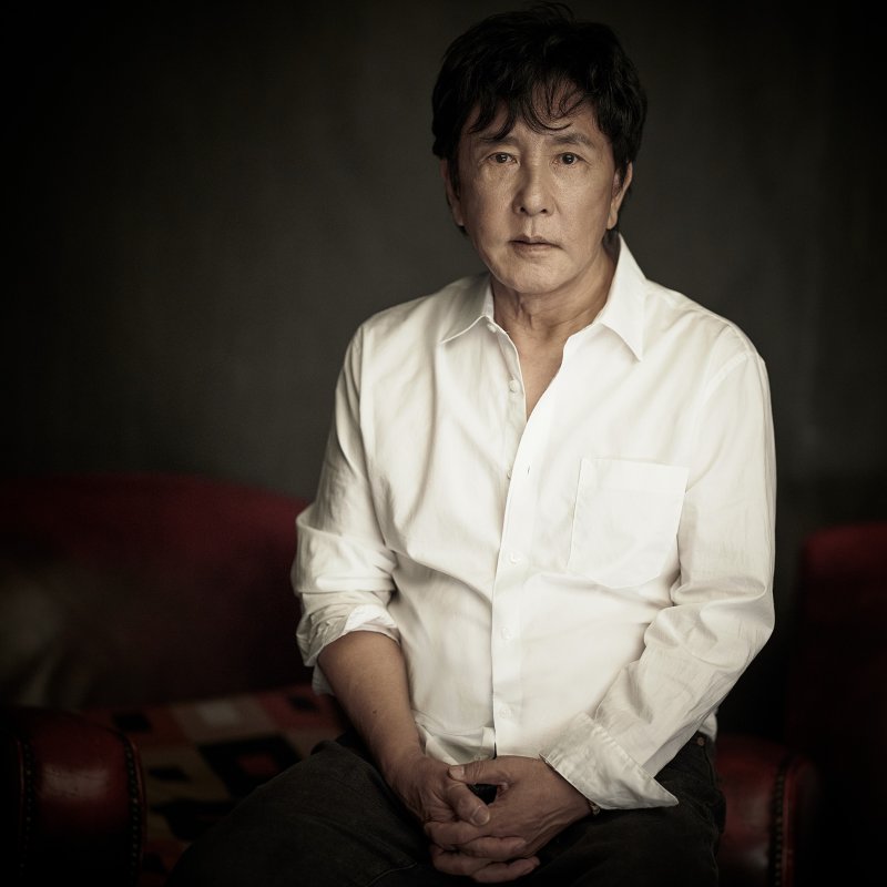 '오 그대는 아름다운 여인' 이광조, 2년 만에 새앨범…함춘호 협업