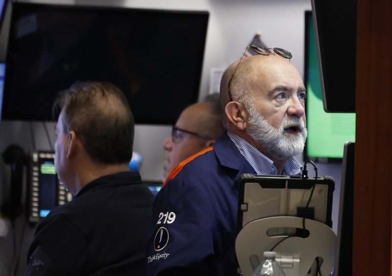 뉴욕 증시가 9일(현지시간) 미국 연방준비제도(연준)의 연방공개시장위원회(FOMC) 회의 결과를 기다리며 혼조세로 마감했다. UPI 연합