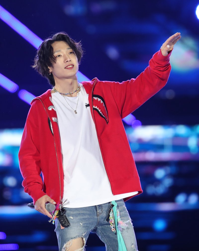 아이콘 바비, 3일 전역…팀 내 세번째 군필자 [N디데이]