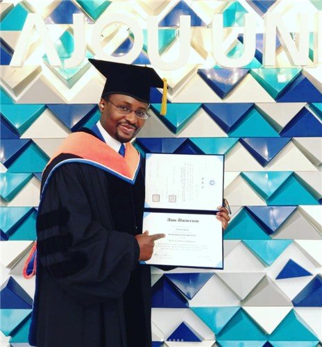 아주대서 박사 학위 받을 때의 프린스 교수 (출처=연합뉴스)