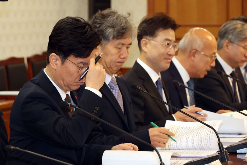 [영상] 총리, “50인 미만 소규모 사업장, 사망 사고 증가 중심”