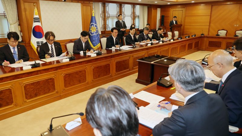 [영상] 총리, “50인 미만 소규모 사업장, 사망 사고 증가 중심”