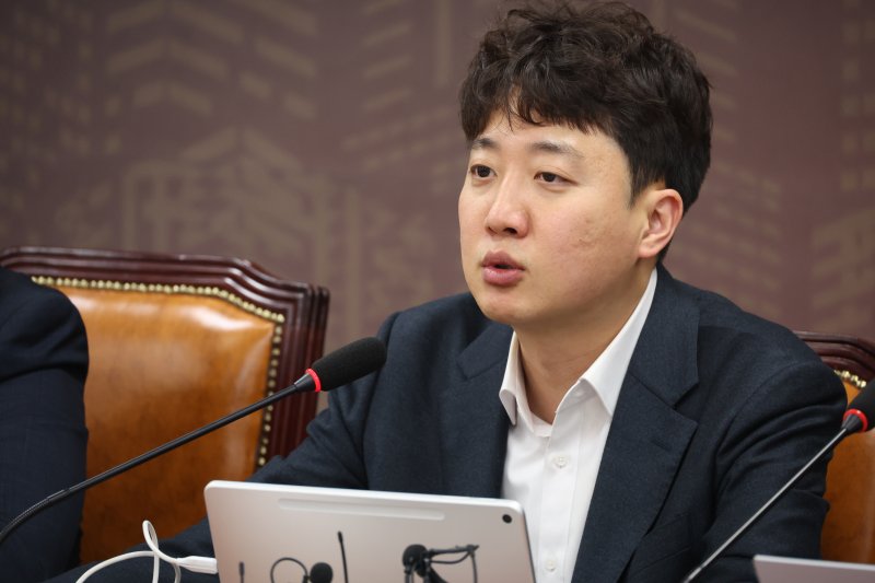 '하버드' 출신 이준석, 쿠팡 예견된 인재 주장 "1,2,3, 숫자만…"