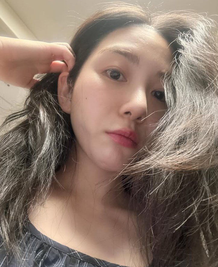 '활동 재개' 권민아, 팬미팅 앞두고 사과 "너무 악조건"