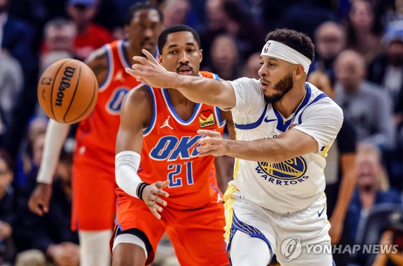 골든스테이트의 세스 커리(오른쪽) (출처=연합뉴스)