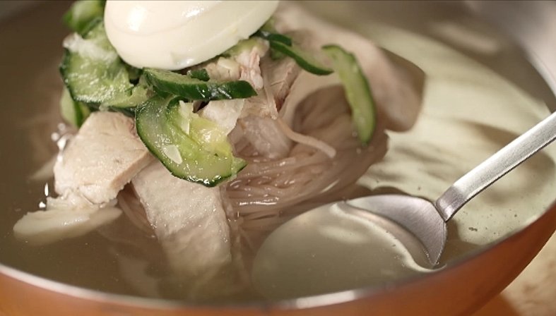 하정우, '맵부심' 전현무에 고추는 오이고추만 맵찔이 반전 고백