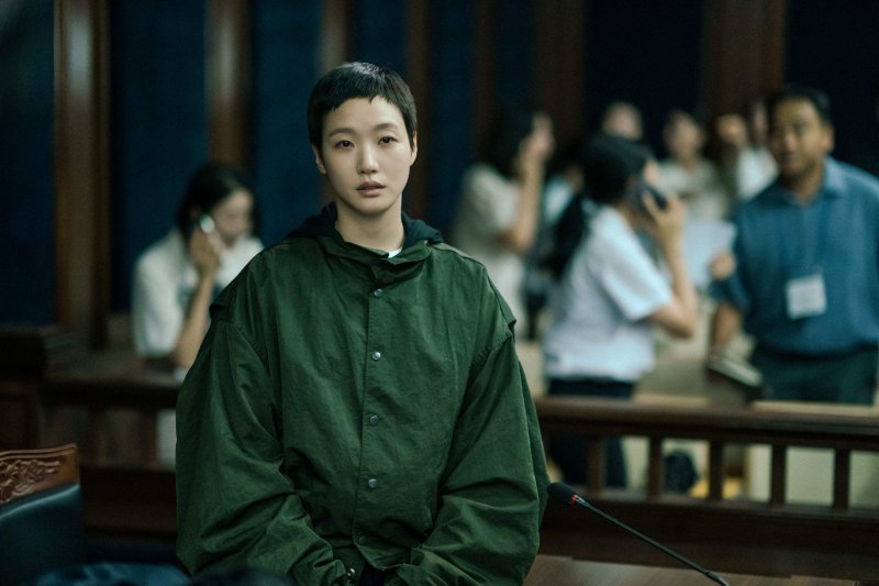 '마녀' 김고은 거래 받아들인 전도연, 처절한 '집으로 가는 길' [OTT화제작]