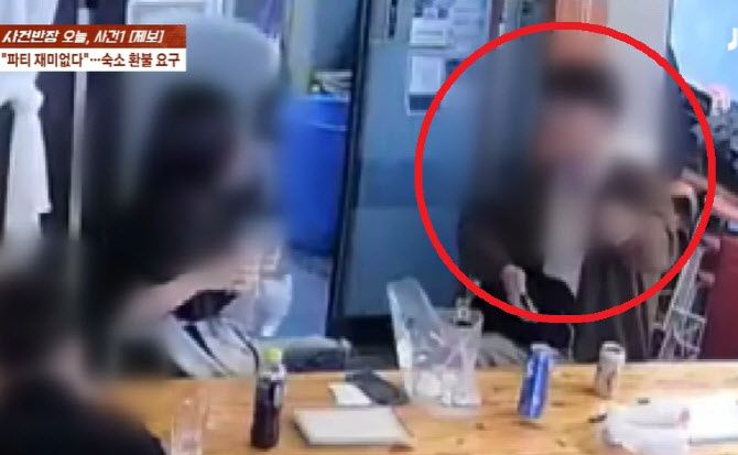 지난 3일 JTBC '사건반장'에는 욕설과 협박 전화 등 민폐 행위를 일삼던 게스트 하우스 손님이 위자료 5000만원까지 요구해 고민이라는 사장의 사연이 소개됐다. (사진=JTBC 사건반장 캡처)