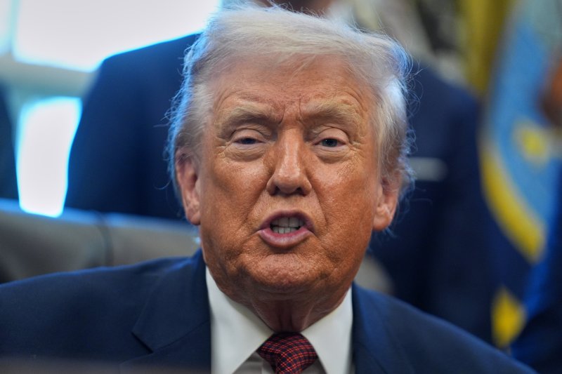 [워싱턴=AP/뉴시스] 도널드 트럼프 미국 행정부의 우크라이나 종전 협상 대표단이 별다른 성과 없이 러시아 방문을 마친 가운데, 서방 언론은 일제히 블라디미르 푸틴 러시아 대통령이 종전 의지가 없다는 평가를 내놨다. . 2025.12.04.