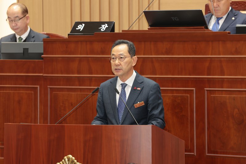 명현관 군수 , 해남군의회 시정연설 (해남군 제공. 재판매 및 DB금지) /뉴스1