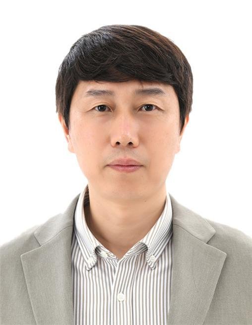 이인 제52대 제주도기자협회장.