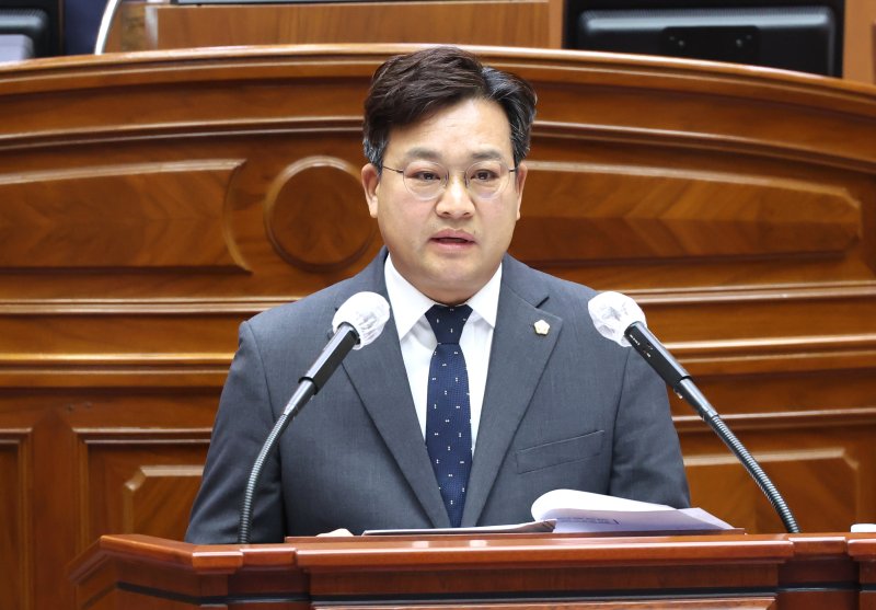 [전주=뉴시스]윤난슬 기자 = 최명권 전주시의원(송천1동). (사진=전주시의회 제공) photo@newsis.com