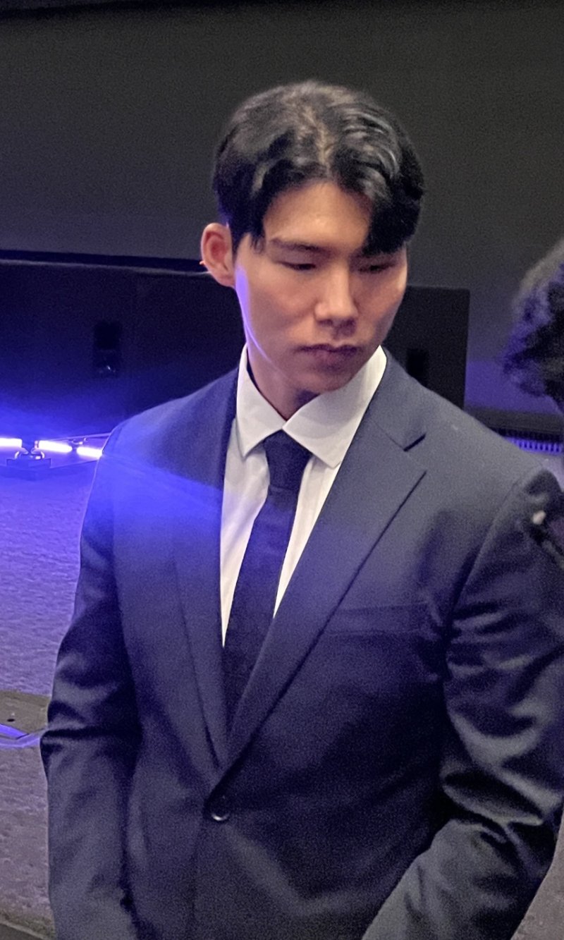 [서울=뉴시스] 박정영 수습기자 = 2025 프로야구 스포츠서울 올해의 상 시상식에 참석한 김혜성. 2025.12.04.