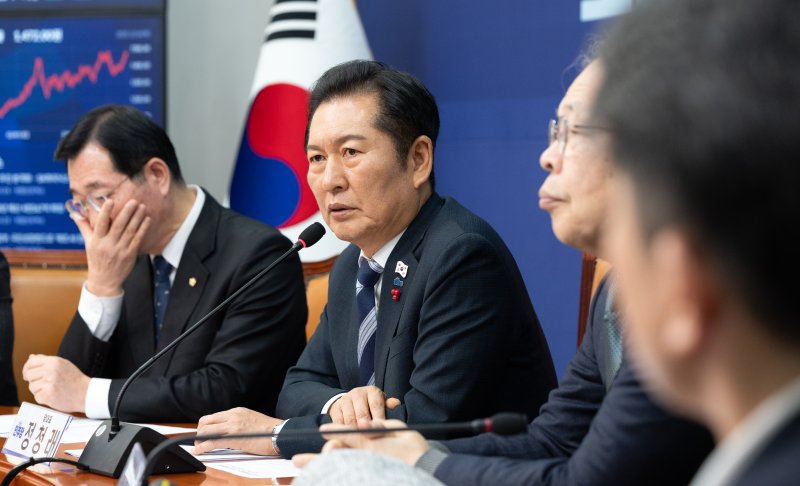 정청래 더불어민주당 대표. ⓒ News1 이승배 기자