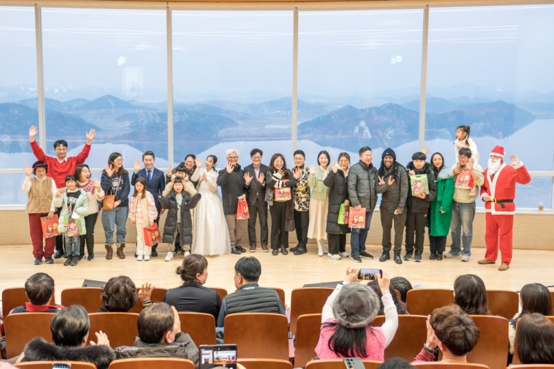 [김포=뉴시스]정일형 기자 = 애기봉크리스마스점등행사. (사진=김포시 제공)