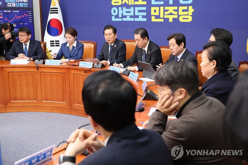 與 "종합특검으로 내란 티끌까지"…'법원도 특검 대상' 시사도