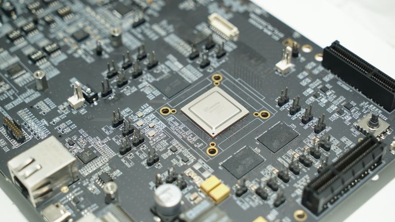 넥스트칩 차량용 반도체 이미지. 넥스트칩 제공