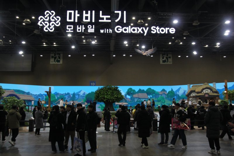 5일 오전 서브컬처 페스티벌 'AGF 2025'가 열리는 일산 킨텍스 제 1전시장에 넥슨 '마비노기 모바일' 부스가 설치돼 있다. AGF 2025는 12월 5일부터 7일까지 일산 킨텍스에서 열린다.2025.12.5/뉴스1 ⓒ News1 김민재 기자