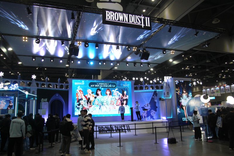 5일 오전 서브컬처 페스티벌 'AGF 2025'가 열리는 일산 킨텍스 제 1전시장 네오위즈 '브라운더스트2' 부스가 설치돼 있다. AGF 2025는 12월 5일부터 7일까지 일산 킨텍스에서 열린다.2025.12.5/뉴스1 ⓒ News1 김민재 기자