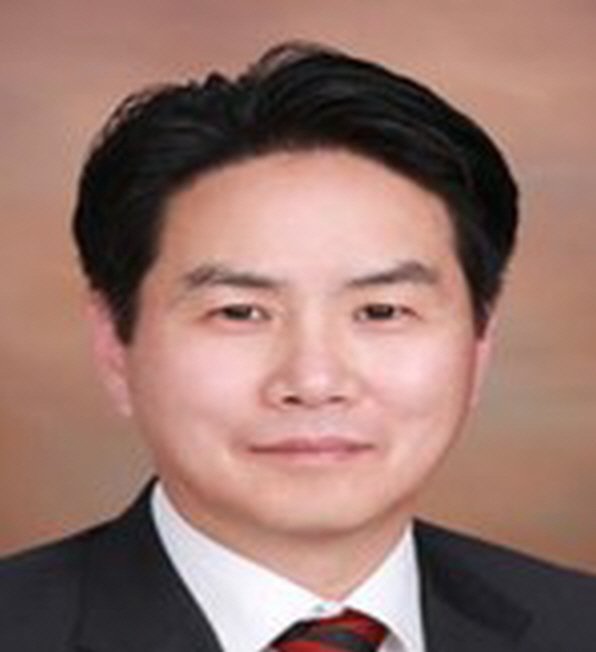 [서울=뉴시스]신한자산운용 이석원 신임 사장 후보. (사진=신한금융 제공). 2025.12.05. photo@newsis.com