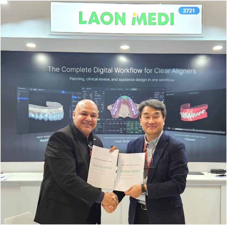 (좌)리차드 로드리게즈 Uclear 대표, 김일훈 라온메디 부사장..(사진=라온메디 제공) *재판매 및 DB 금지