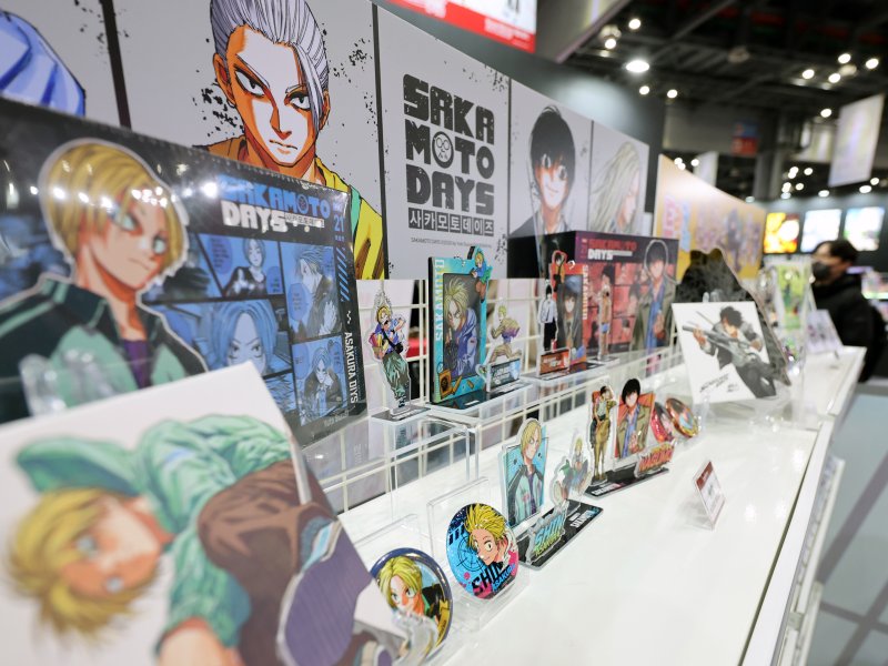 5일 오후 경기도 고양시 일산서구 킨텍스(KINTEX)에서 열린 '애니메이션 X 게임 페스티벌(AGF) 2025'에서 관람객들이 부스를 둘러보고 있다. 2025.12.5/뉴스1 ⓒ News1 황기선 기자