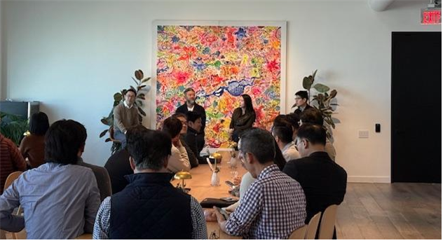 국부펀드 한국투자공사(KIC)와 네이버벤쳐스가 2일(현지 시각) 미국 샌프란시스코에서 개최한 제7회 실리콘밸리 국제금융협의체의 참석자들이 발표를 듣고 있다. 한국투자공사 제공