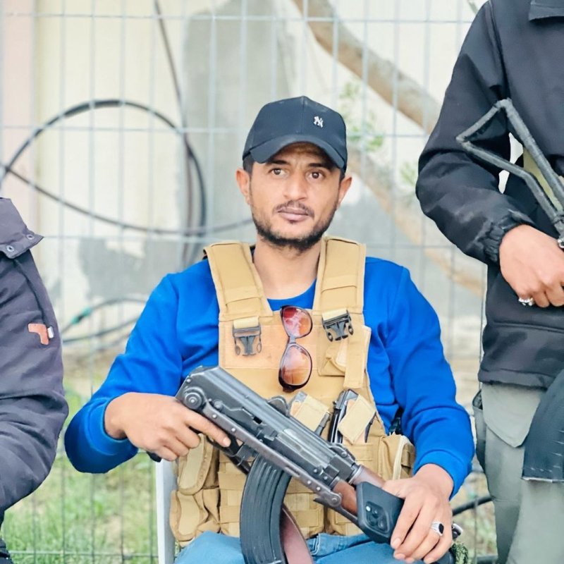 [서울=뉴시스] 이스라엘이 하마스 견제를 위해 지원한 것으로 알려진 가자지구 민병대 '인민군'의 수장 야세르 아부 샤밥(32)이 가자 최남단 도시 라파에서 살해됐다고 뉴욕타임스 등이 4일(현지 시간) 보도했다. (사진=인민군 페이스북 갈무리) 2025.12.05. *재판매 및 DB 금지 *재판매 및 DB 금지