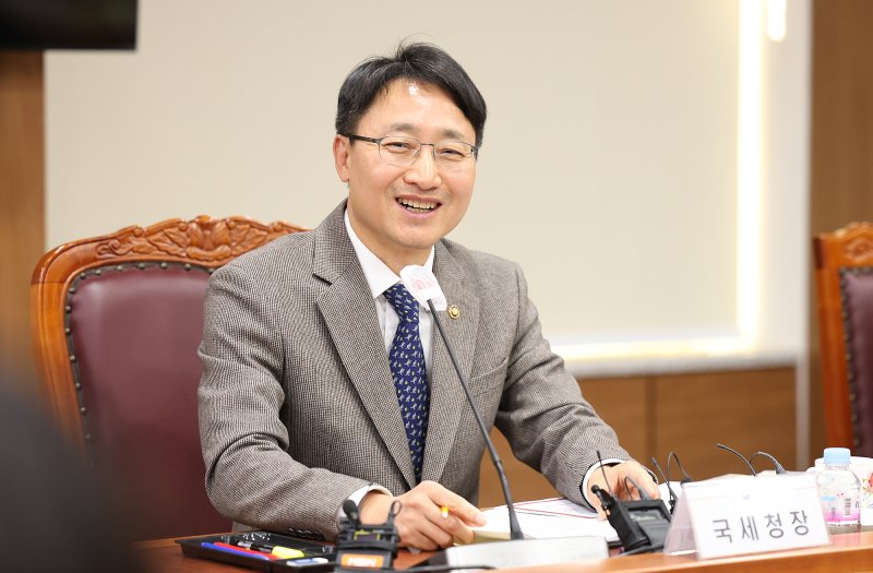 5일 서울지방국세청에서 열린 한국산후관리협회, 한국산모신생아건강관리협회와의 간담회에서 임광현 국세청장이 모두발언을 하고 있다(국세청 제공). 2025.12.5/뉴스1