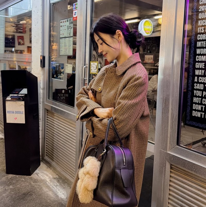 [서울=뉴시스] 배우 한지혜. (사진=한지혜 인스타그램 캡처) 2025.12.05. photo@newsis.com *재판매 및 DB 금지