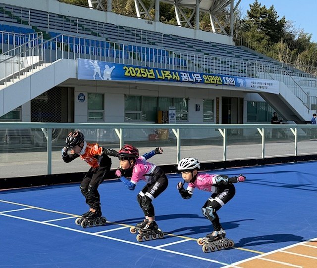 '2025 학교 밖 청소년 학생스포츠클럽 대회'에서 학생들이 인라인 경기 출발 신호를 기다리고 있다. (전남도교육청 제공, 재판매 및 DB 금지)/뉴스1