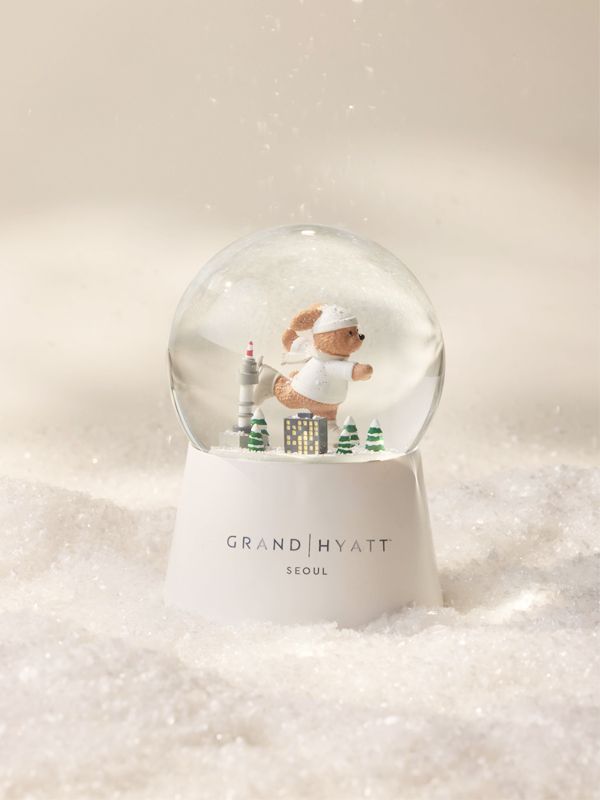 그랜드 하얏트 서울 스케이팅 왈츠 스노우볼. 그랜드 하얏트 서울 제공
