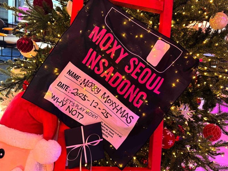 목시서울인사동 플로피디스크 패브릭 포스터. 목시서울인사동 제공