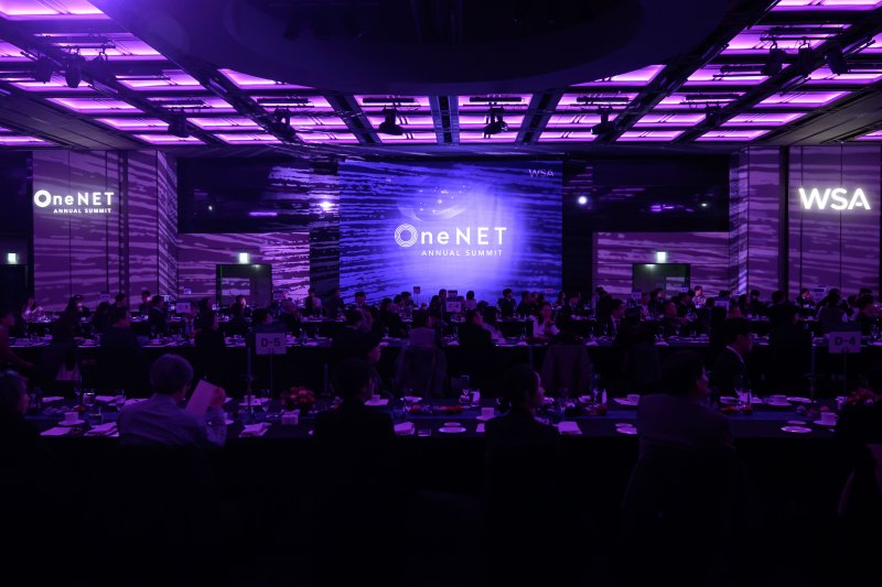 [서울=뉴시스] WSA코리아는 기존에 별도로 운영되던 시그니아(Signia), 와이덱스(Widex), 렉스톤(Rexton) 브랜드를 하나의 운영 체계로 통합해, 전국 약 200여 개 보청기 전문 센터를 하나의 플랫폼으로 연결하는 통합 네트워크 '원넷'을 선보였다고 5일 밝혔다. (사진=WSA코리아 제공) 2025.12.05. photo@newsis.com *재판매 및 DB 금지