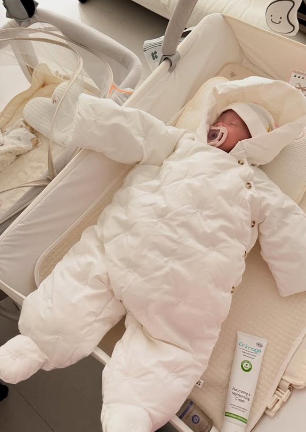 [서울=뉴시스] 이시영 딸. (사진=이시영 인스타그램 캡처) 2025.12.06. photo@newsis.com *재판매 및 DB 금지