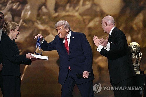 최근 계속적인 스포츠 행보를 이어가는 트럼프 대통령.연합뉴스