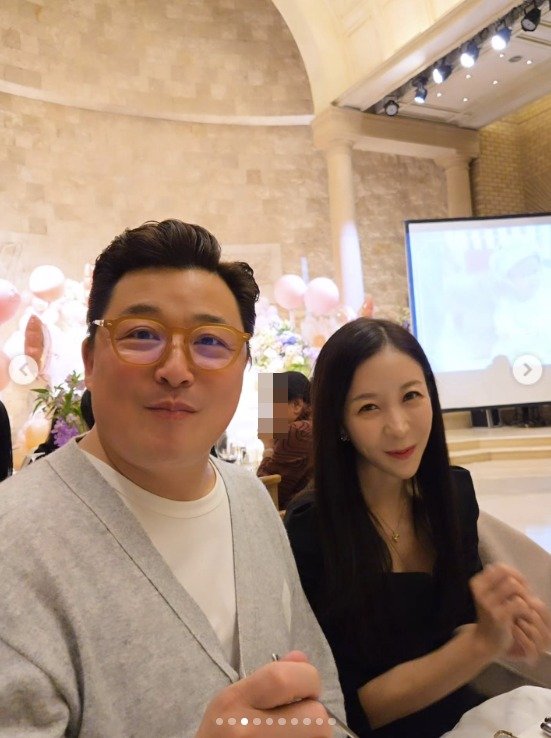 윤정수(왼쪽), 원진서 부부 / 윤해영 인스타그램