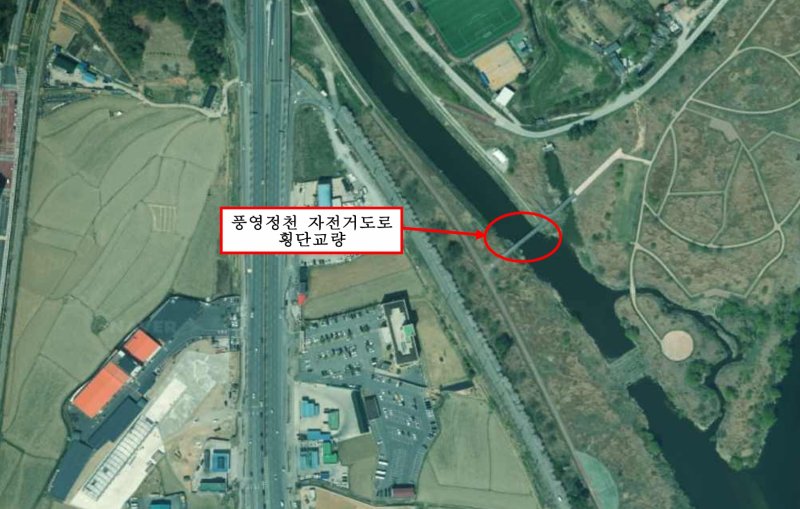 [광주=뉴시스] 안전점검에서 D등급을 받아 철거 예정인 광주 광산구 우산동 풍영정천 자전거도로 횡단교량 위치도. (사진 = 광주 광산구 제공) 2025.12.07. photo@newsis.com *재판매 및 DB 금지