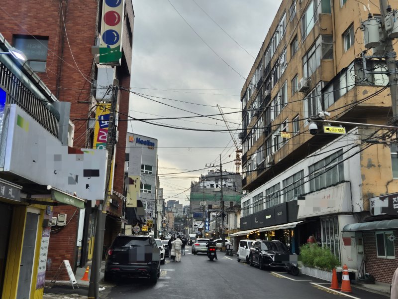 6일 서울 용산 대통령실 인근 가게들. 2025.12.6/뉴스1 ⓒ News1 신윤하 기자