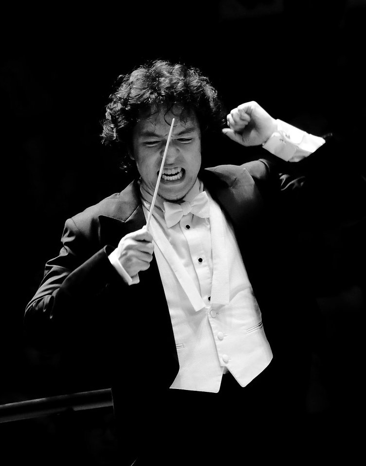 [서울=뉴시스]지휘자 백윤학(사진=뮤직앤아트컴퍼니 제공)2021.06.02 photo@newsis.com