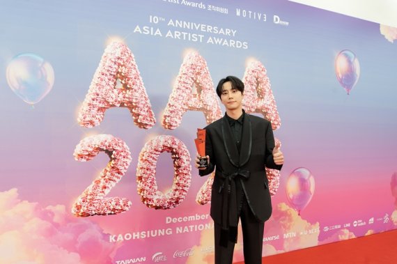 이준영, 'AAA 2025' 베스트 액터상 수상…'올라운더 매력' 입증