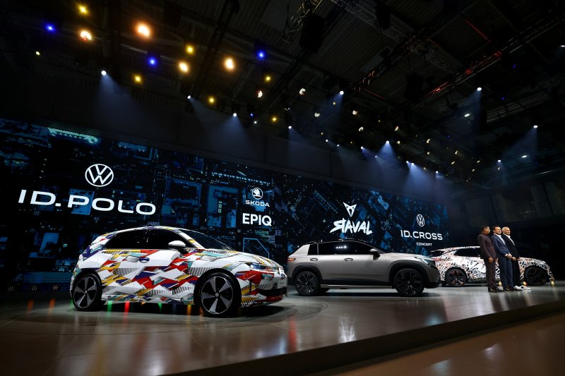 2025년 9월 독일 뮌헨서 열린 IAA 모빌리티쇼에서 선보인 폭스바겐그룹의 유럽 전기차.ⓒ 로이터=뉴스1