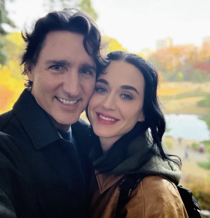 케이티 페리, 13세 연상 캐나다 前 총리와 얼굴 맞댄 커플사진…열애 공식화