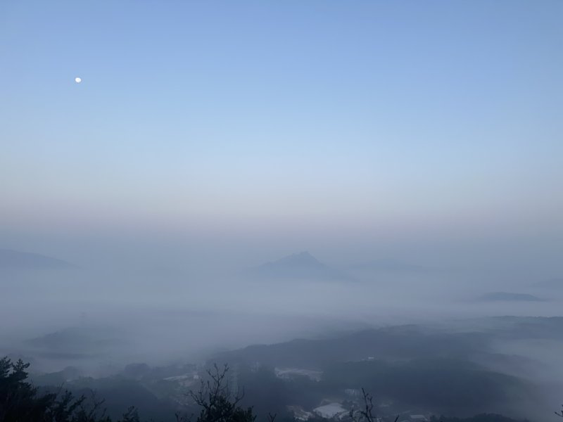 7일 오전 7시께 의정부 천보산에서 바라본 경기북부 일대. 2025.12.7/뉴스1 ⓒ News1 이상휼 기자
