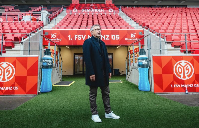 우르스 피셔 마인츠 신임 감독(마인츠 홈페이지 캡처)