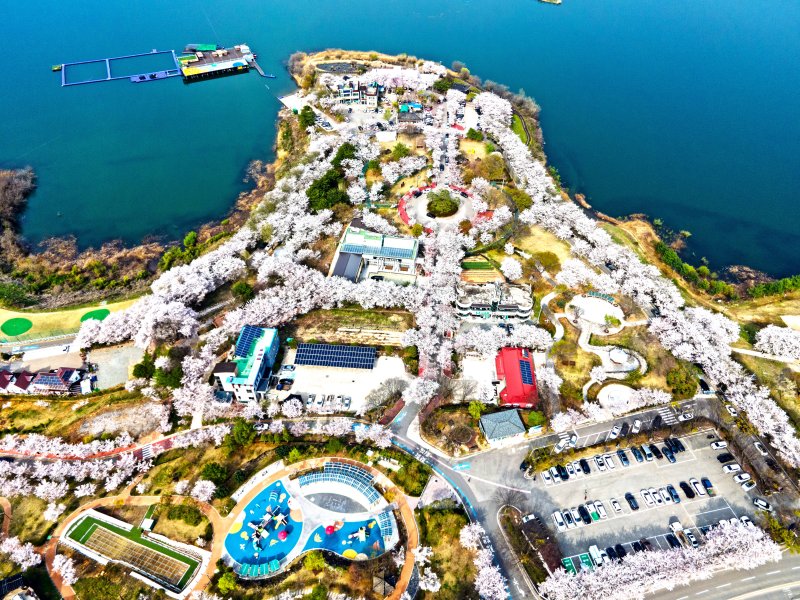 [합천=뉴시스]문화체육관광부 주관 '2026년 열린관광지 조성사업' 공모에 선정된 경남 합천군 회양관광지 전경.(사진=경남도 제공) 2025.12.08. photo@newsis.com