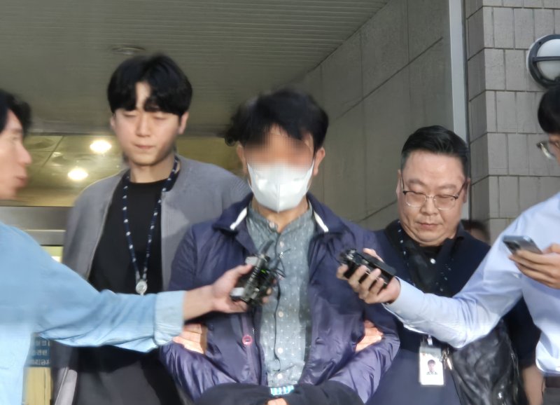 갯벌 고립자를 홀로 구조하다 사망한 해양경찰관 고(故) 이재석 경사(34)가 출동할 당시 당직 근무 팀장을 맡은 해양경찰관 A 경위 2025.10.15/뉴스1 ⓒ News1 이시명 기자