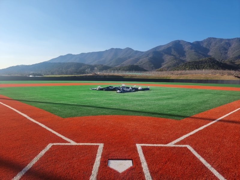 [증평=뉴시스] 증평생활야구장 (사진= 증평군 제공) photo@newsis.com *재판매 및 DB 금지