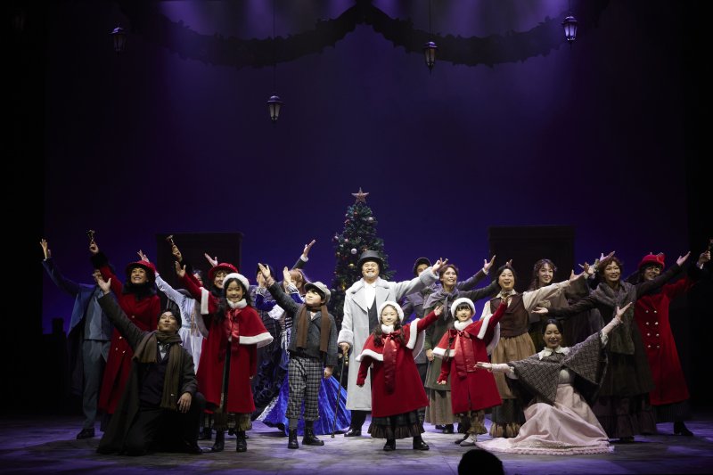 서울시뮤지컬단 창작 뮤지컬 '크리스마스 캐럴' 공연장면. (사진=세종문화회관 제공) *재판매 및 DB 금지