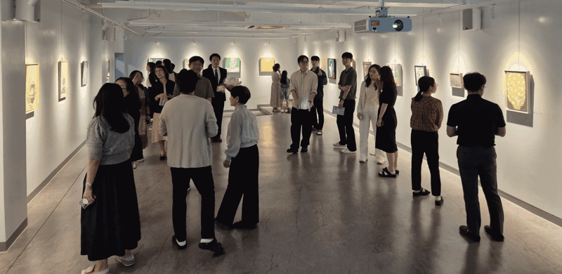 광주광역시교육청은 '일상에서 예술을 누리는 학교문화' 기반을 마련하기 위해 광주지역 20개 학교에 복합예술공간을 조성했다고 8일 밝혔다. 사진은 지난 9월 22일 열린 광산중 '아트브릿지' 개관 기념회 모습. 광주광역시교육청 제공